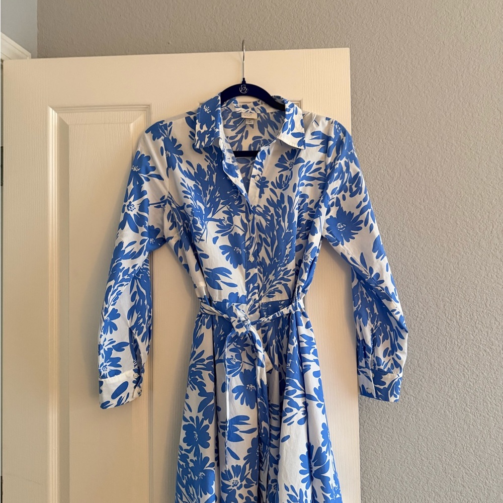 A New Day Blue and White Patterned Top